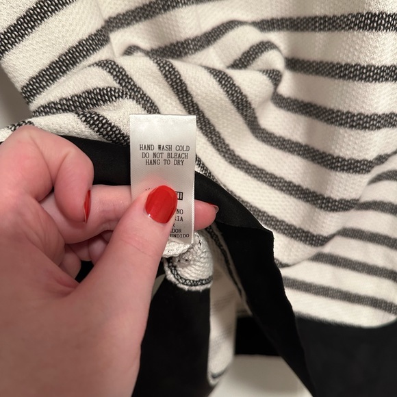 Doe & Rae Hoodie - Picture 10 of 10